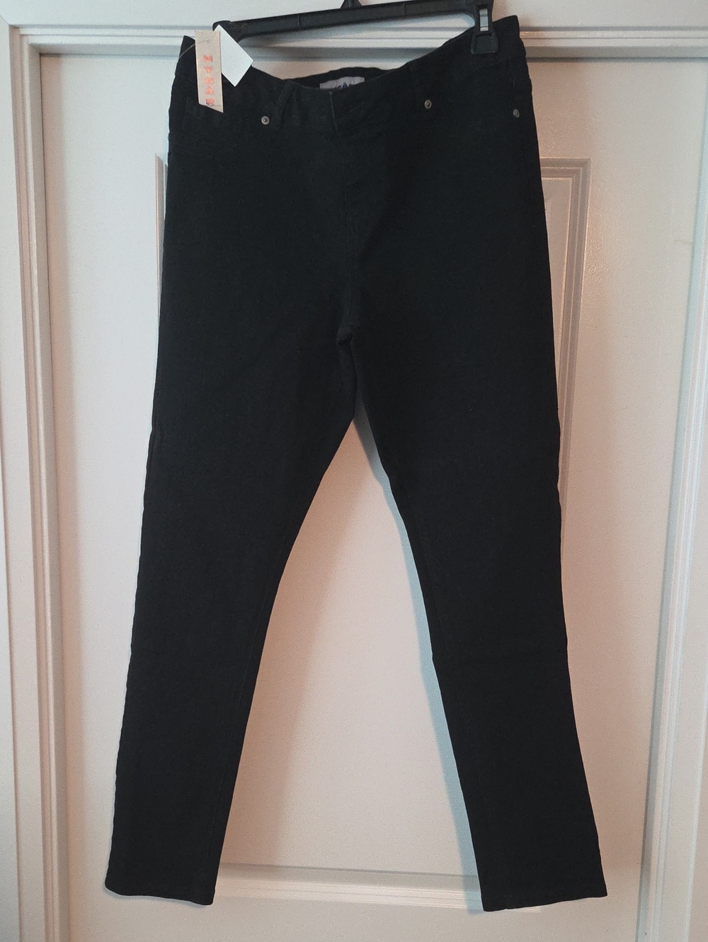 Women's Black Slimming Jeans